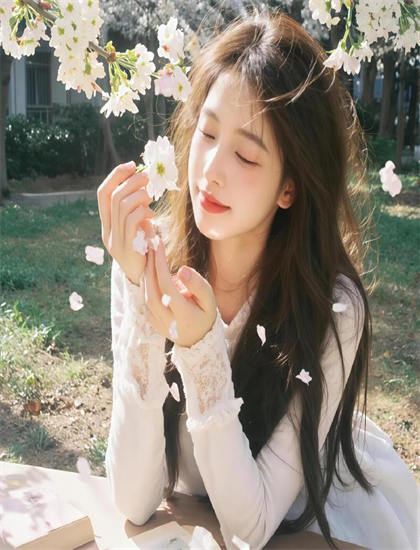 重新认识《明姑娘》的审美特点与艺术成就——商业与艺术的平衡